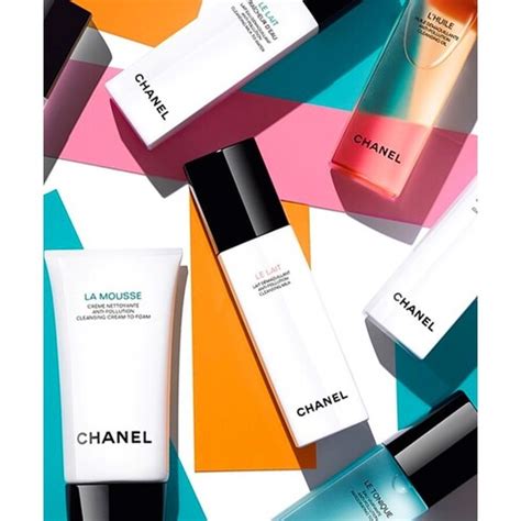 chanel anti pollution cleansing milk|chanel cleansing towelettes.